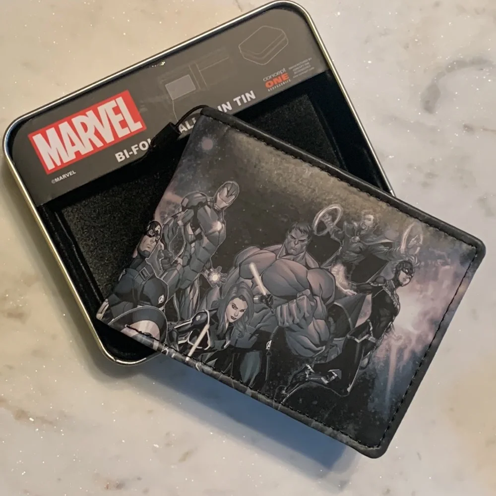 Concept One Marvel Avengers Bifold Wallet in Decorative Tin Case
